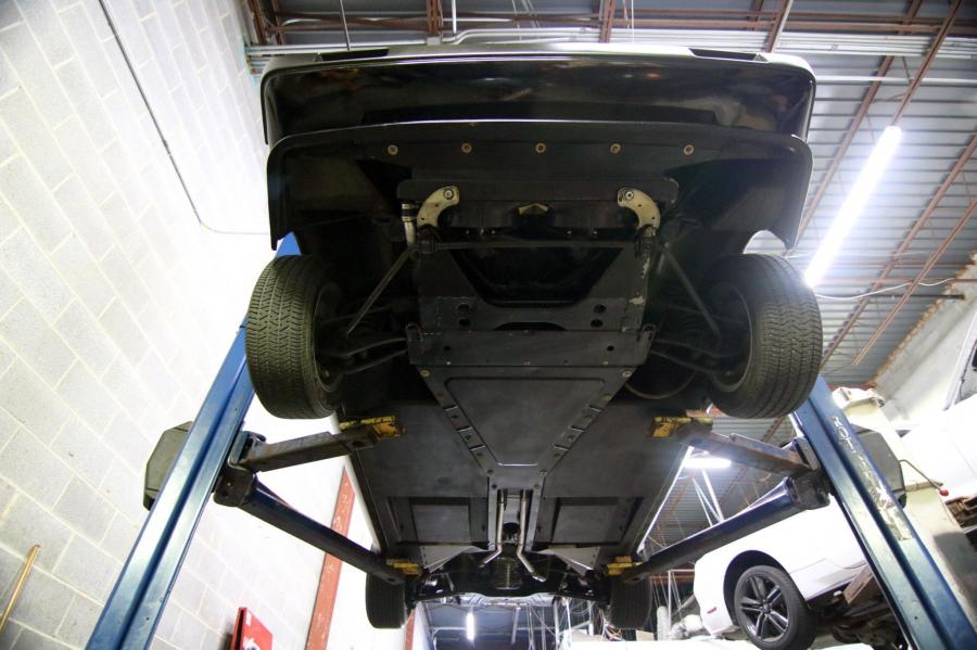  DeLorean DMC-12 in Black 1981 года  (фото 197 из 207)